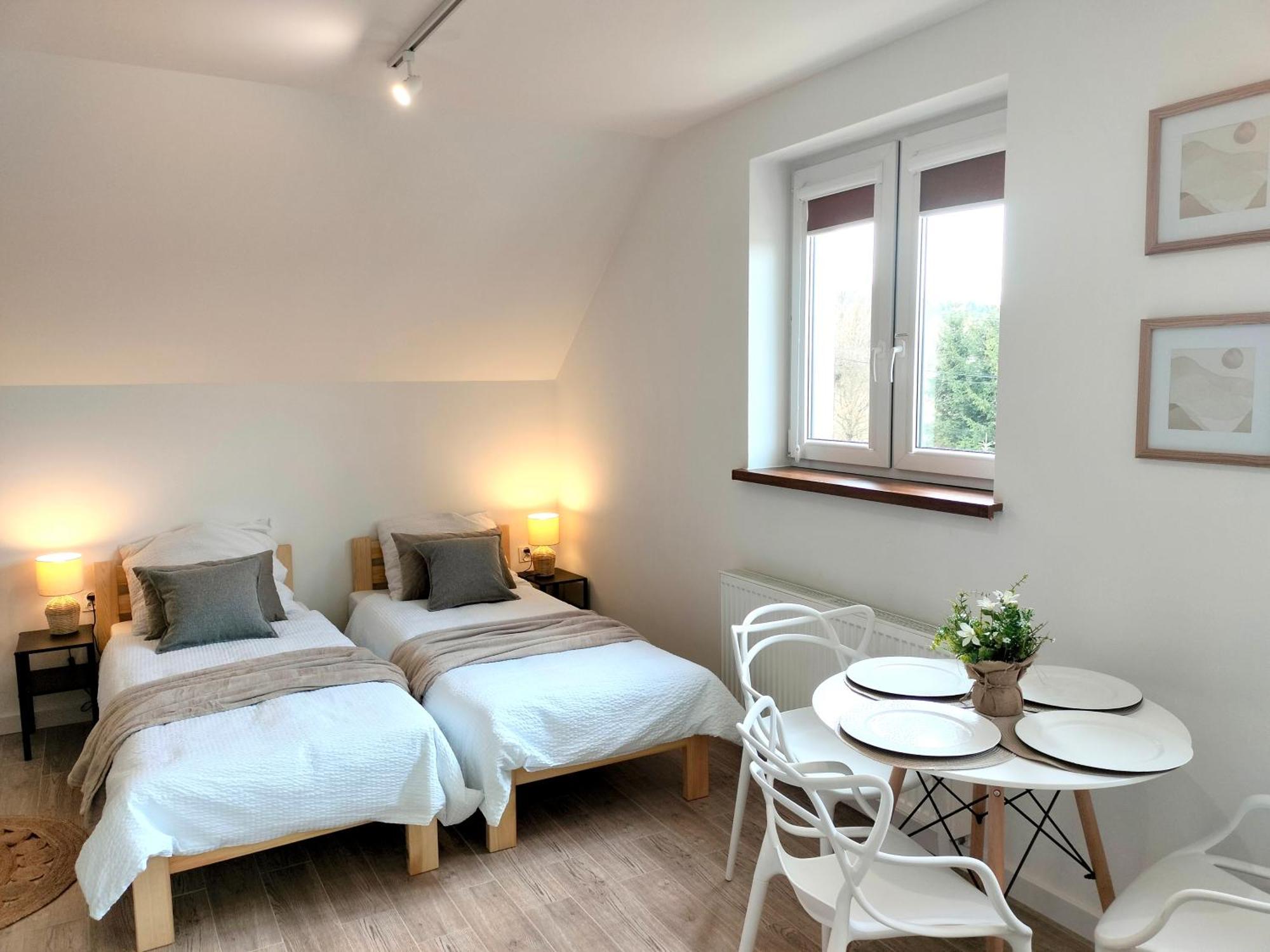 Agroturystyka Jodlowa - Rodzinne Apartamenty W Centrum Gor Swietokrzyskich - Sala Zabaw, Zwierzeta, Bilard Krajno-Zagorze Exteriér fotografie