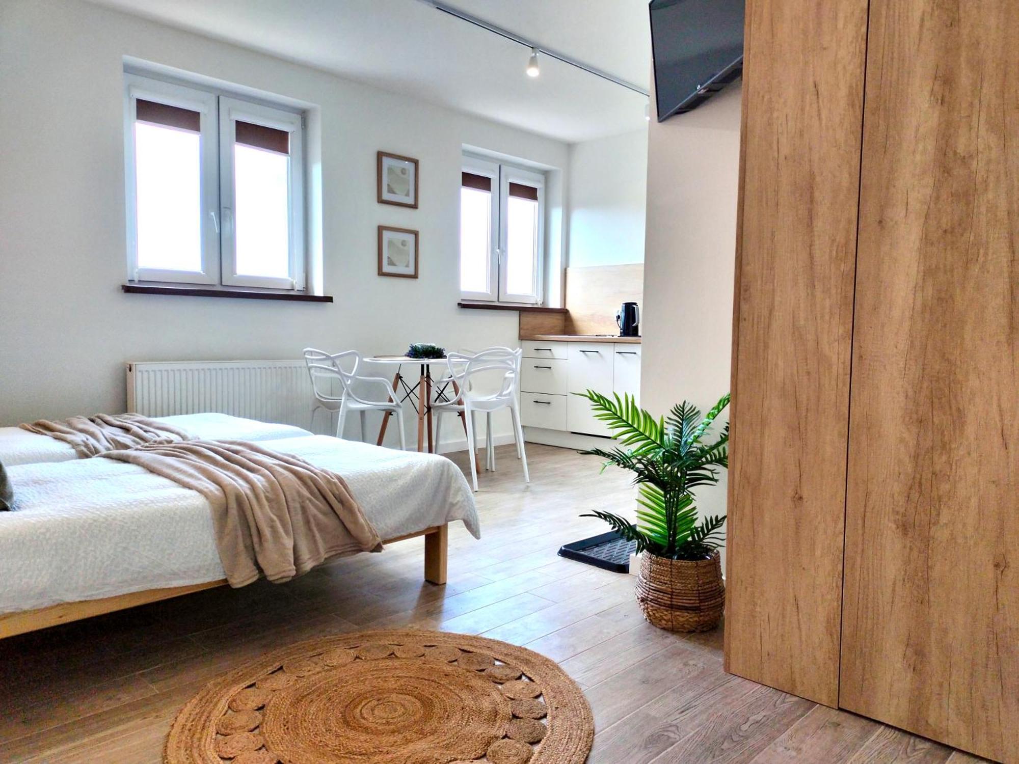 Agroturystyka Jodlowa - Rodzinne Apartamenty W Centrum Gor Swietokrzyskich - Sala Zabaw, Zwierzeta, Bilard Krajno-Zagorze Exteriér fotografie
